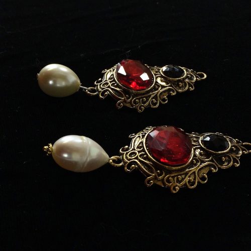 Katherine Parr Replica Pendant - Image 37