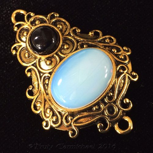 Katherine Parr Replica Pendant - Image 5