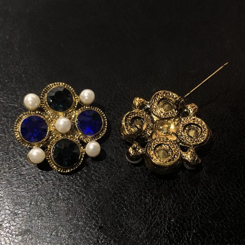 Antique Gold w/ Montana and Sapphire Brooch - Image 3